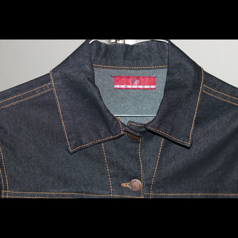 Women jacket - Picture 2 of 6